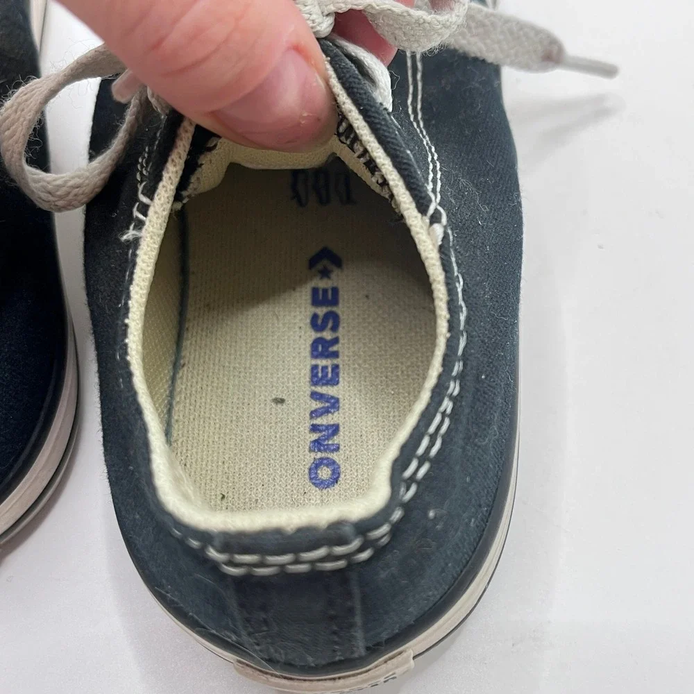 Child Size 10 Converse Chuck Taylor All Star Low Top Black Canvas Sneakers 7J235